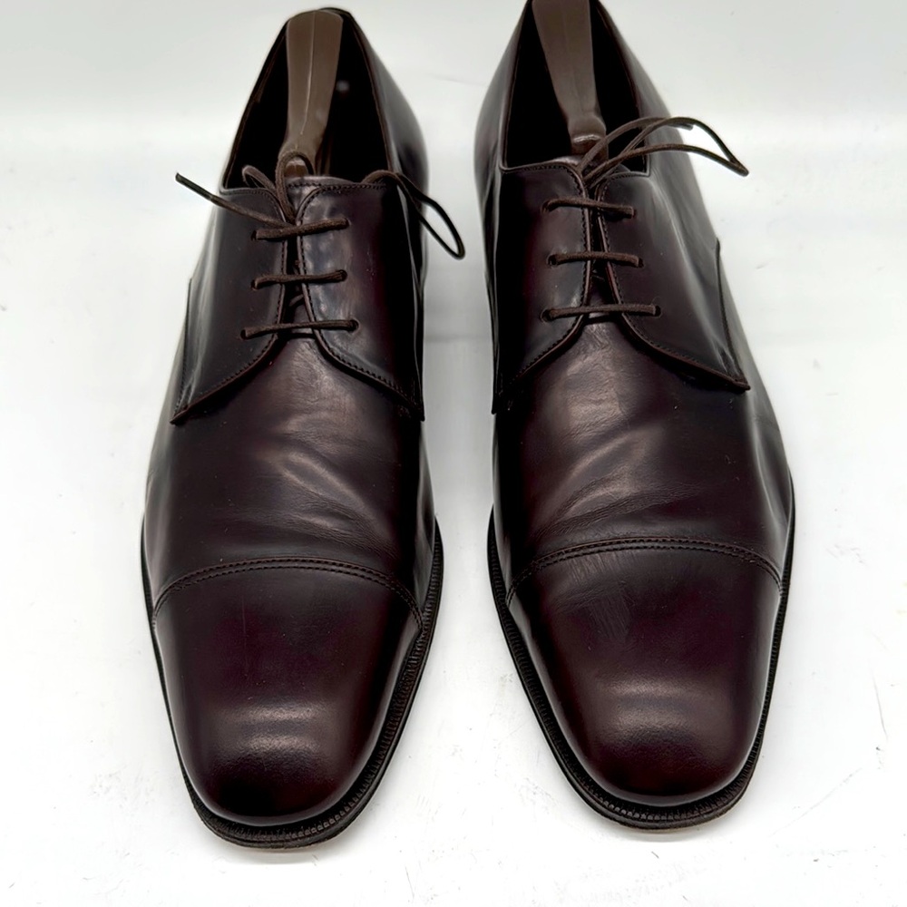 Salvatore Ferragamo 10 1/2 EE